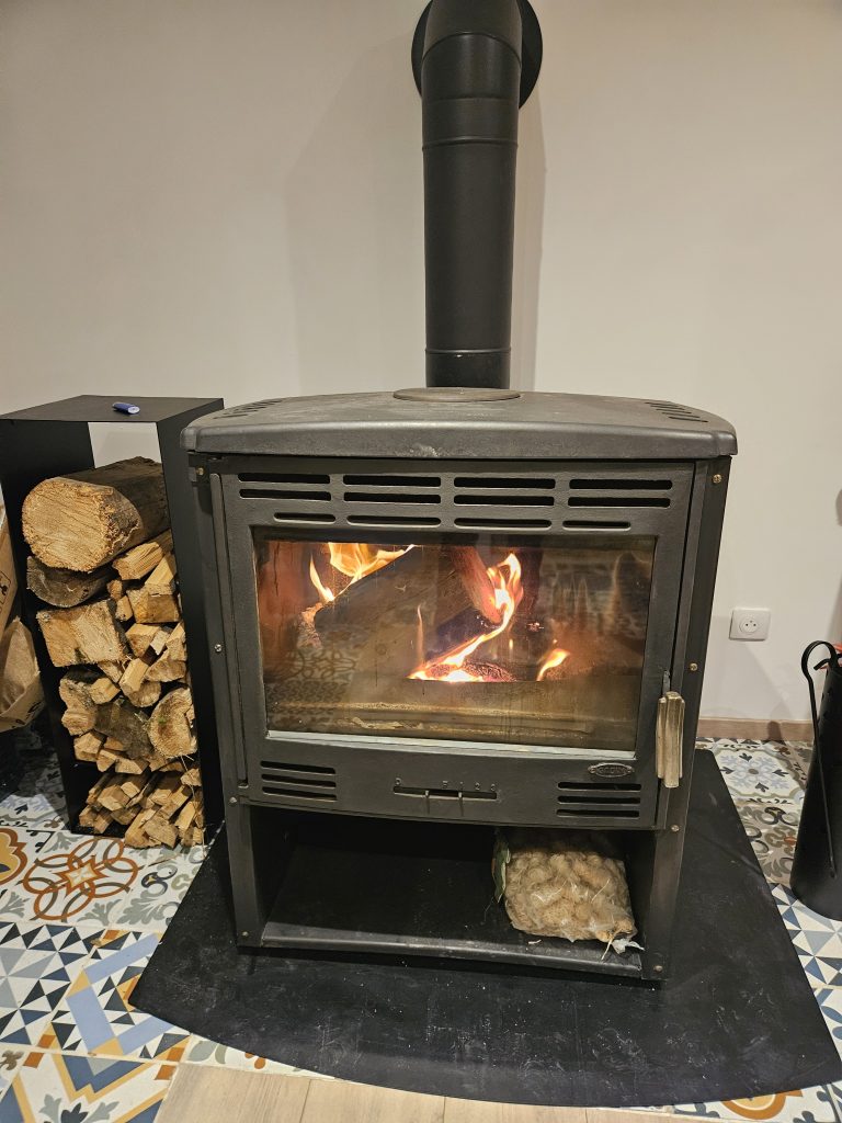 Poële à bois Godin en flamme