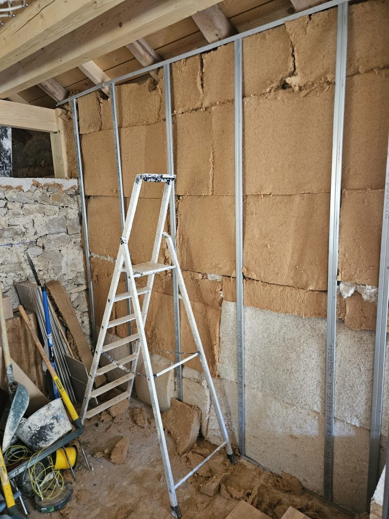 pose d'isolant 200 mm en laine de bois